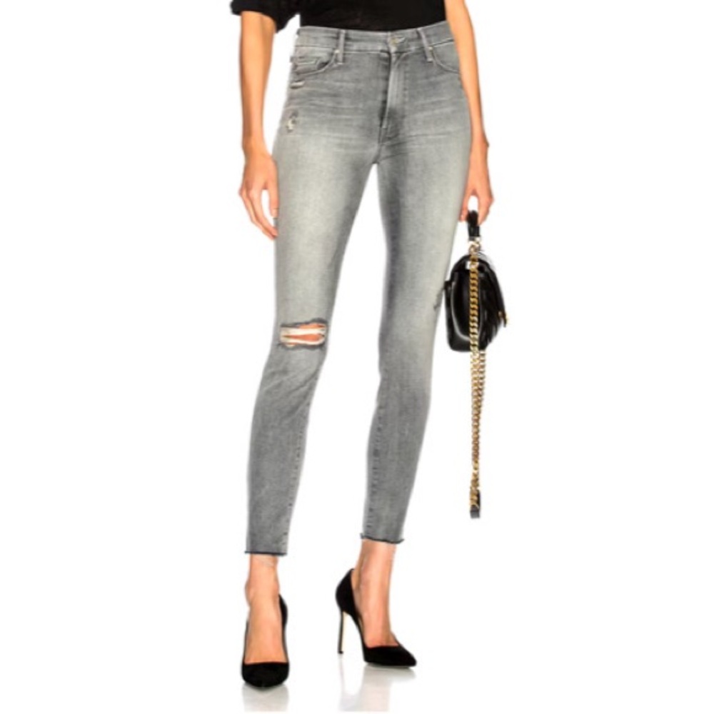 ✨HP✨mother denim looker ankle fray skinny jeans best left in the shadows grey 26